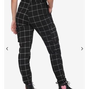 HT Denim Black & White Grid Print Cargo Jogger Pants With Grommet Belt